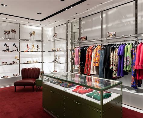 gucci outlet malaysia|More.